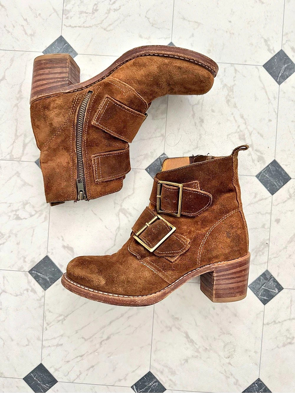 Vintage Frye brown Suede leather double buckle ankle boots